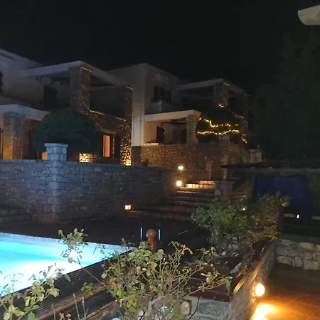 Malvazios With Sea And Pool View * Gytheio