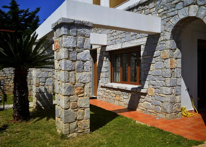 Villa Malvazios #3 *